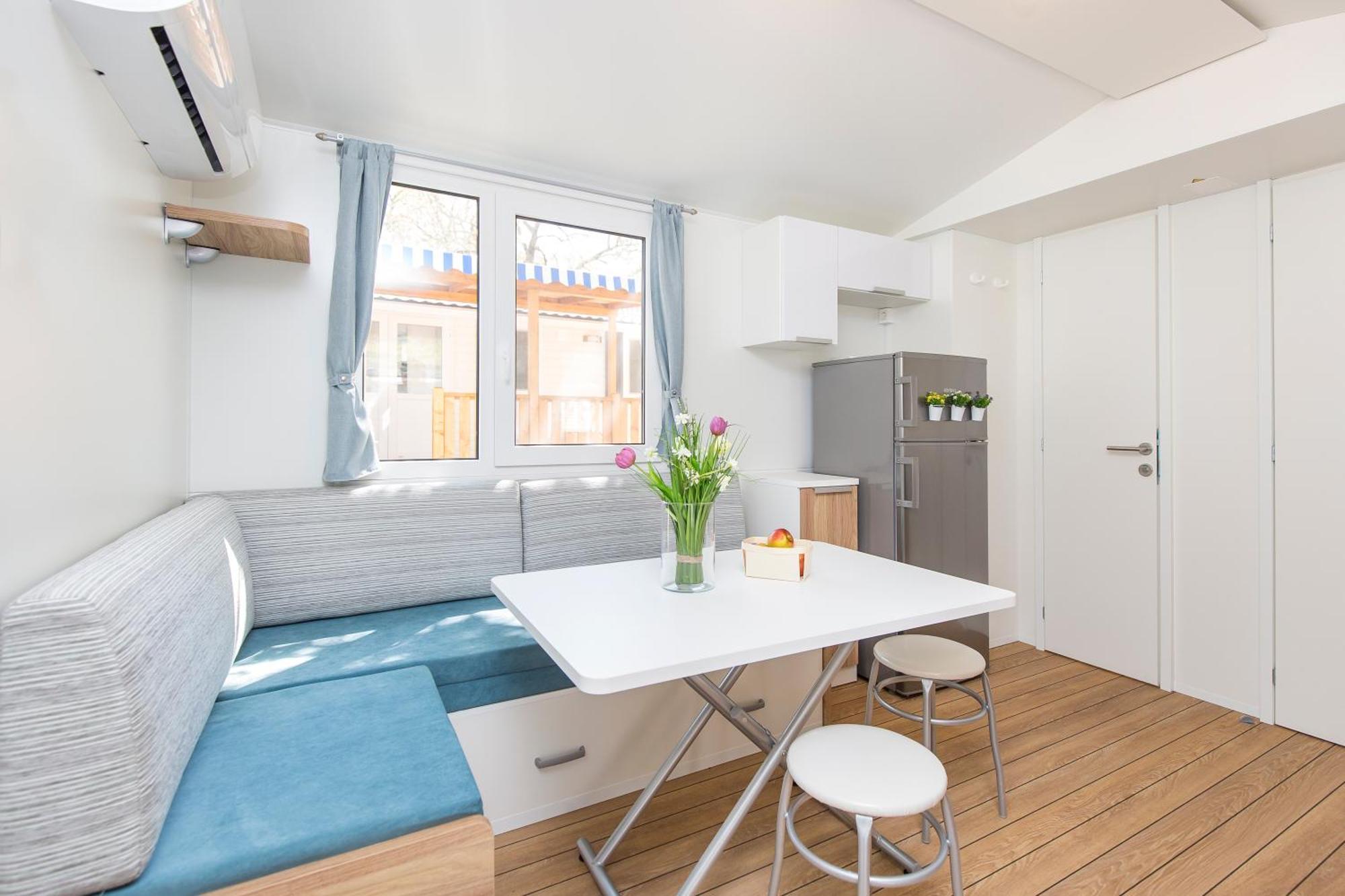 Albatross Mobile Homes On Valamar Camping Lanterna 4*