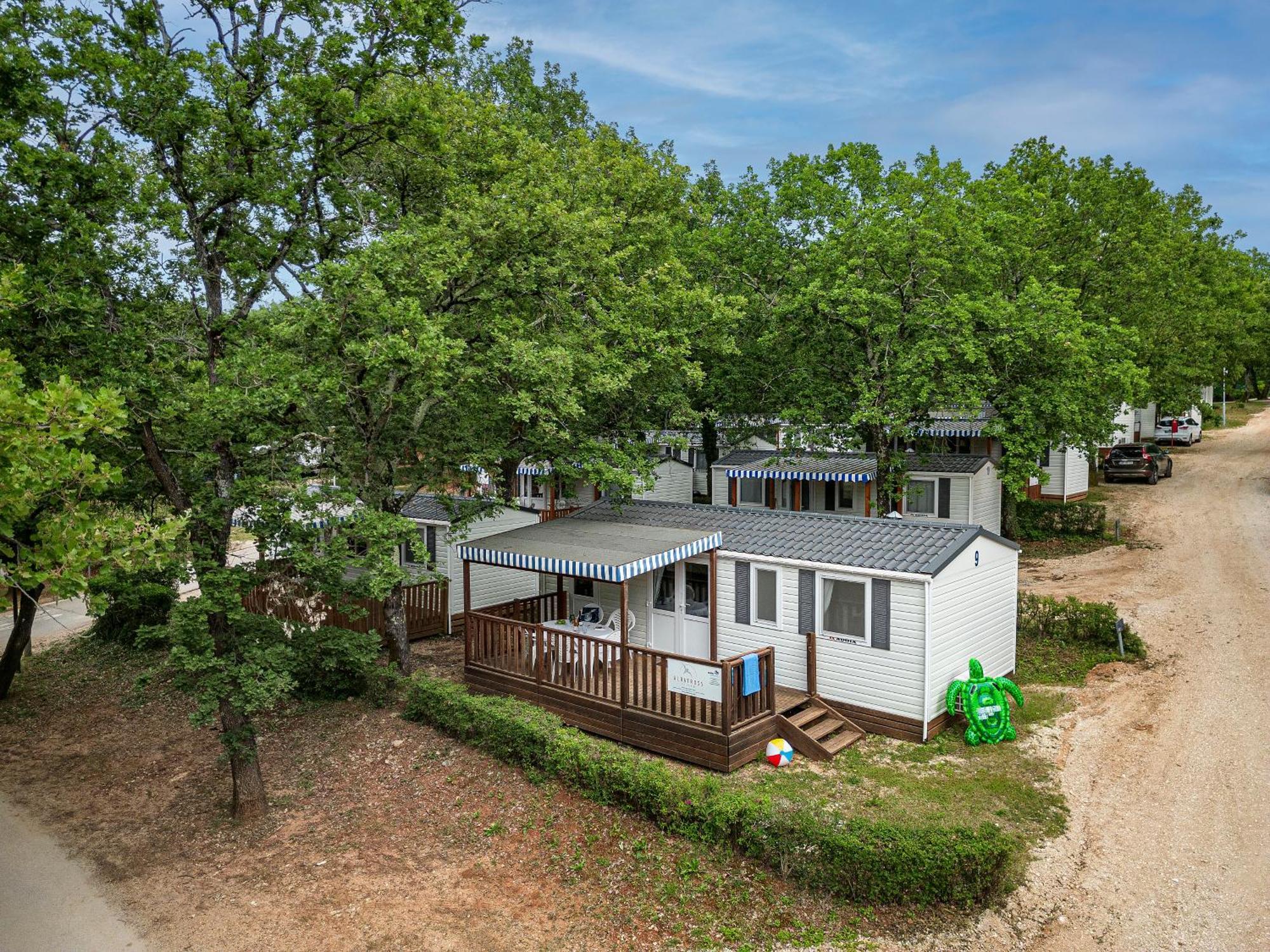 Albatross Mobile Homes On Valamar Camping Lanterna Tar-Vabriga